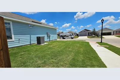 9205 Grackle Place, McKinney, TX 75071 - Photo 11