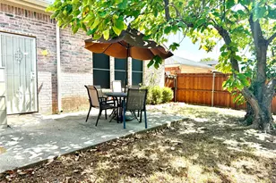 193 Rolling Ct, Lancaster, TX 75146 - Photo 31