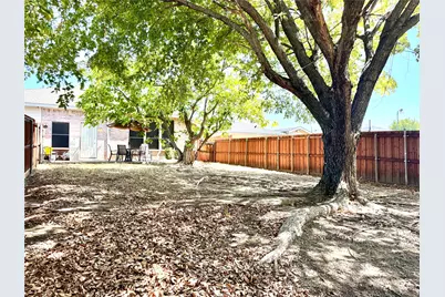 193 Rolling Court, Lancaster, TX 75146 - Photo 35