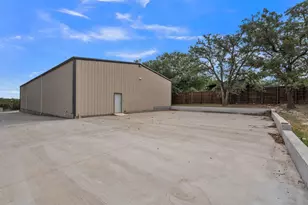 242 Bishop Dr, Weatherford, TX 76088 - Photo 15
