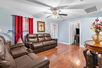2801 Crystal Drive, Balch Springs, TX 75180 - Photo 5