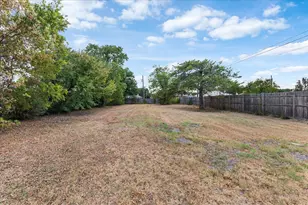 2801 Crystal Dr, Balch Springs, TX 75180 - Photo 1