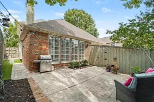 5360 Gatesworth Ln, Dallas, TX 75287 - Photo 37