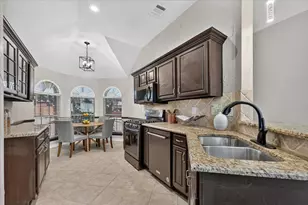 6908 Amethyst Ln, Plano, TX 75023 - Photo 9