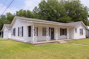 101 Easy St, Valley Mills, TX 76689 - Photo 1