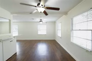 101 Easy St, Valley Mills, TX 76689 - Photo 7