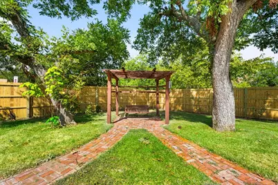 507 N Cactus Avenue, Hubbard, TX 76648 - Photo 21