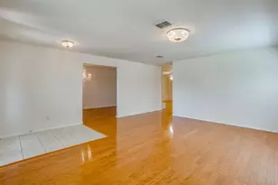 4205 Bayside Ct, Arlington, TX 76016 - Photo 3