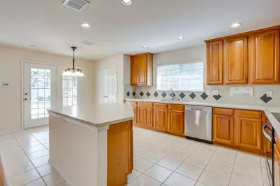 4205 Bayside Court, Arlington, TX 76016 - Photo 9