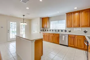 4205 Bayside Ct, Arlington, TX 76016 - Photo 9