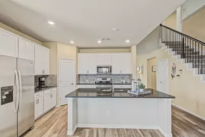 3020 Prairie Trail Avenue, Aubrey, TX 76227 - Photo 3