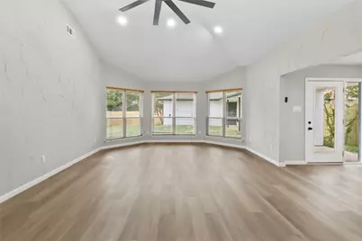 2103 Stein Way, Carrollton, TX 75007 - Photo 5