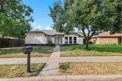 2103 Stein Way, Carrollton, TX 75007 - Photo 1
