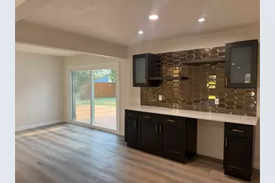 12911 Mitchwin Road, Farmers Branch, TX 75234 - Photo 3