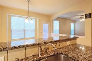 4364 Peregrine Way, Carrollton, TX 75010 - Photo 7