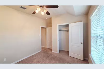 4364 Peregrine Way, Carrollton, TX 75010 - Photo 19
