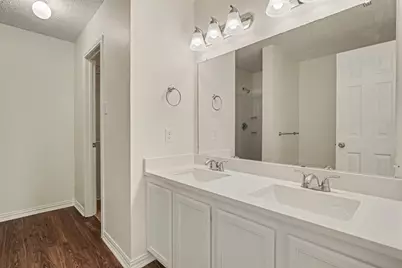 1404 Sunflower Court, Burleson, TX 76028 - Photo 11
