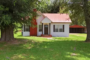 506 E Longview St, Arp, TX 75750 - Photo 1