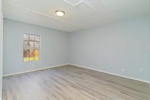 4739 Stokes St, Dallas, TX 75216 - Photo 5
