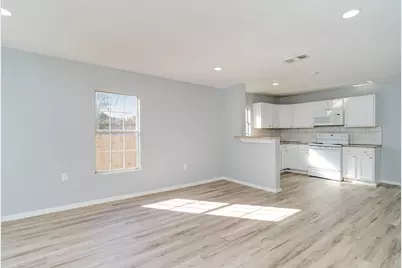 4739 Stokes Street, Dallas, TX 75216 - Photo 3