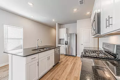 801 Leavenworth Drive, McKinney, TX 75071 - Photo 9