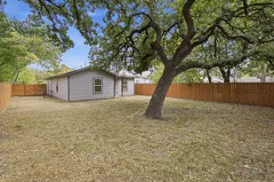 3923 Metropolitan Ave, Dallas, TX 75210 - Photo 7