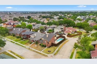 2923 Menlo Park Lane, Carrollton, TX 75007 - Photo 35