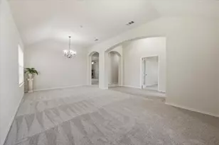 5907 Lantern Ln, Grand Prairie, TX 75052 - Photo 9