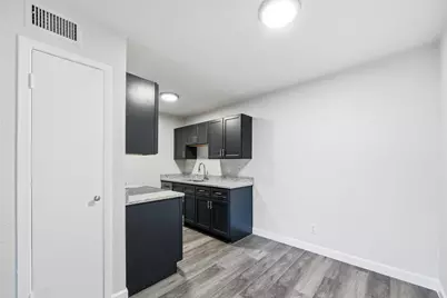 4859 Cedar Springs Road #136, Dallas, TX 75219 - Photo 11