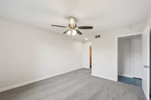4859 Cedar Springs Rd, Dallas, TX 75219 - Photo 23