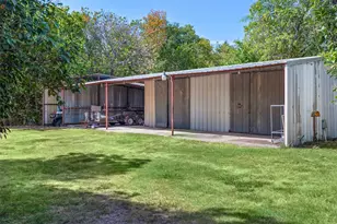 4732 County Rd 206, Grandview, TX 76050 - Photo 35