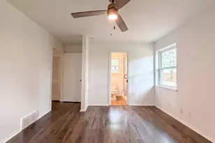 1805 Brookview Dr, Arlington, TX 76010 - Photo 15