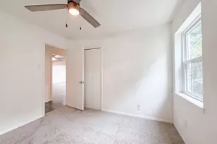 1805 Brookview Dr, Arlington, TX 76010 - Photo 11