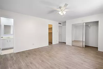 2801 Clover Valley Drive, Garland, TX 75043 - Photo 13