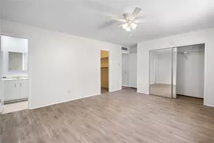 2801 Clover Valley Dr, Garland, TX 75043 - Photo 13
