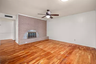 2801 Clover Valley Drive, Garland, TX 75043 - Photo 7