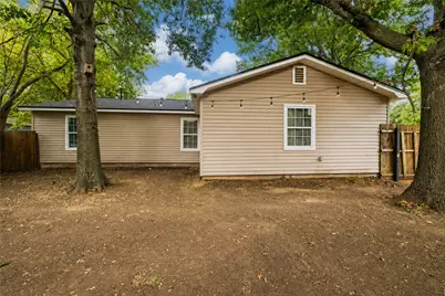 300 Broadway Street, Whitesboro, TX 76273 - Photo 25