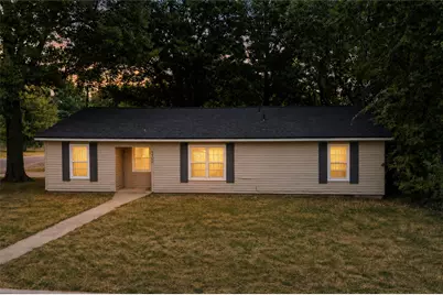 300 Broadway Street, Whitesboro, TX 76273 - Photo 31