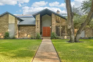 4203 Cobblers Ln, Dallas, TX 75287 - Photo 3