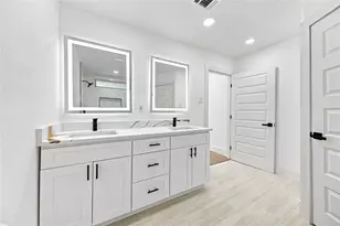 1213 Fairdale St, Irving, TX 75062 - Photo 11