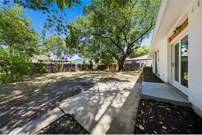 1213 Fairdale Street, Irving, TX 75062 - Photo 17