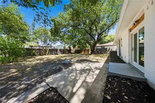 1213 Fairdale St, Irving, TX 75062 - Photo 17