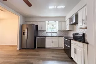 5804 Ridge Dr, Arlington, TX 76016 - Photo 3