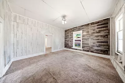 214 E Woodland Street, Collinsville, TX 76233 - Photo 3