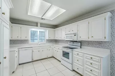 3021 Chimney Hill Drive, Waco, TX 76708 - Photo 7