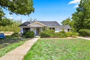 1109 Nowlin St, Fort Worth, TX 76102 - Photo 1