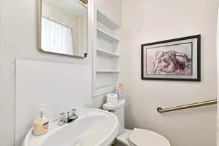 1109 Nowlin St, Fort Worth, TX 76102 - Photo 19