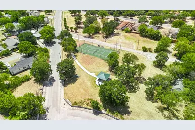 1109 Nowlin Street, Fort Worth, TX 76102 - Photo 27