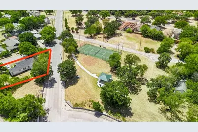 1109 Nowlin Street, Fort Worth, TX 76102 - Photo 5