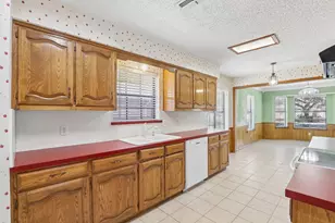 3805 Sunhill Dr, Greenville, TX 75402 - Photo 15